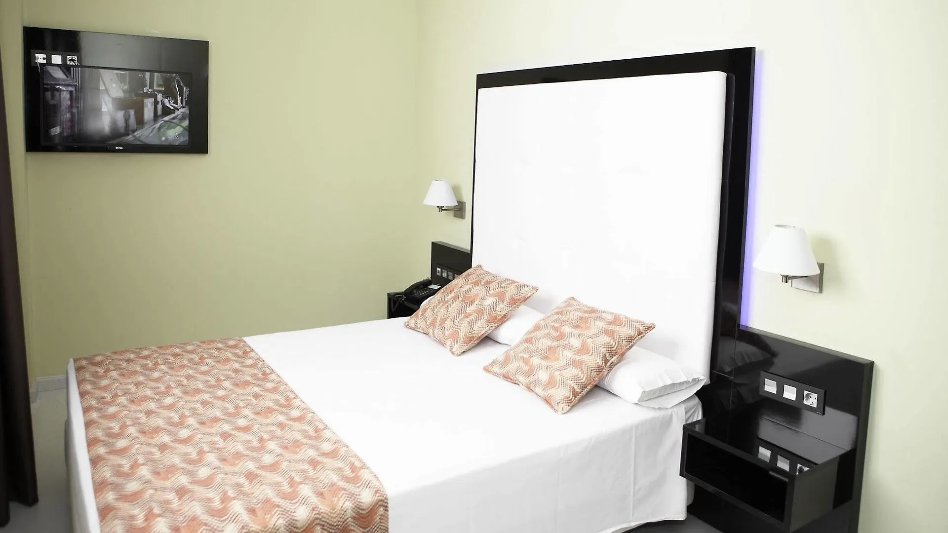 Exe Malaga Museos Hotell